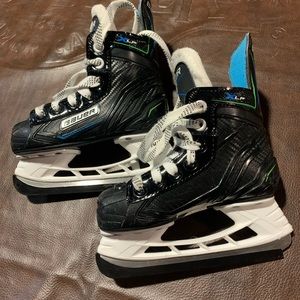 Bauer youth hockey skates